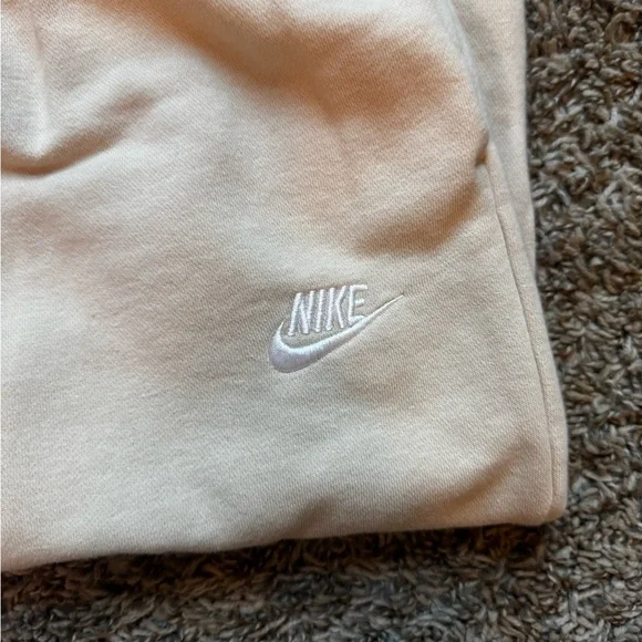 Nike Cream Cozy Fleece Joggers - Picture 5 of 6